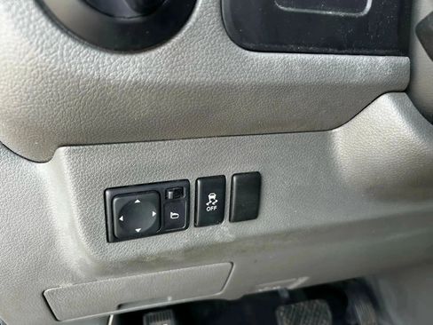Used 2016 Nissan NV 2500 S w/ Power Package RWD image 13