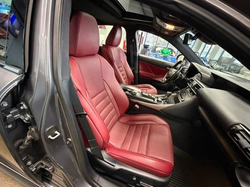 Used 2020 Lexus IS 350 F Sport image 36