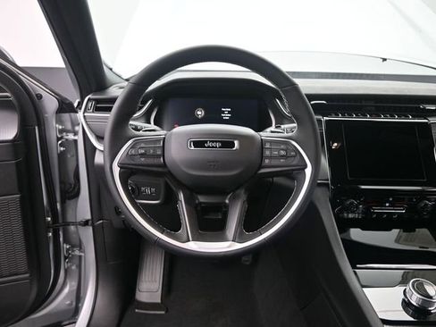 New 2026 Jeep Grand Cherokee L 4WD image 29