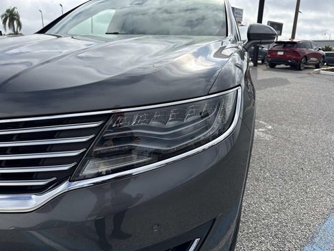 Used 2018 Lincoln MKX Reserve w/ Luxury Package image 10