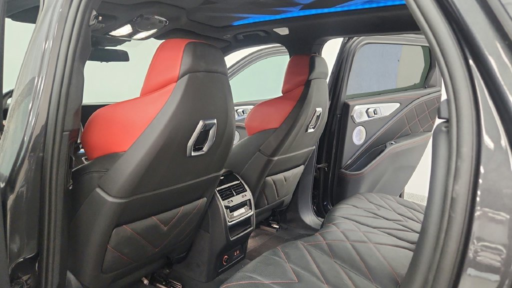 Used 2024 BMW XM Label Red AWD/4WD image 34