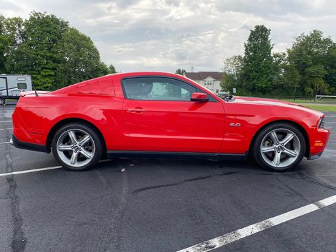 Used 2011 Ford Mustang GT Premium w/ Comfort Pkg RWD image 7