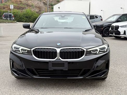 Used 2023 BMW 330i Sedan w/ Driving Assistance Package RWD image 2