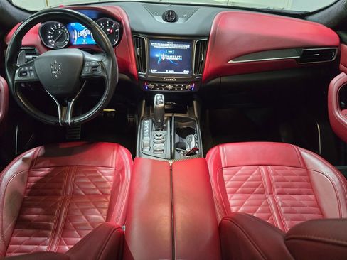 Used 2019 Maserati Levante GTS image 9