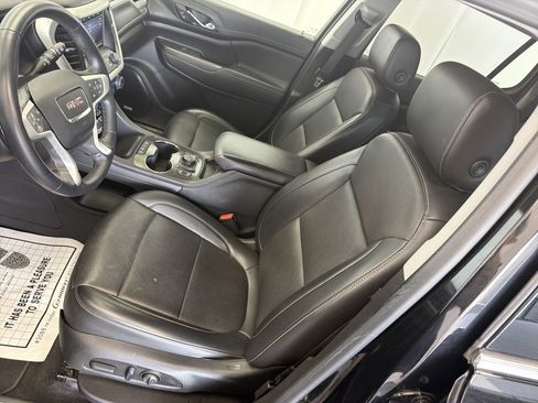 Used 2023 GMC Acadia SLT AWD/4WD image 10