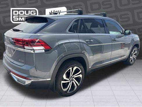 Used 2021 Volkswagen Atlas Cross Sport SEL Premium AWD/4WD image 4