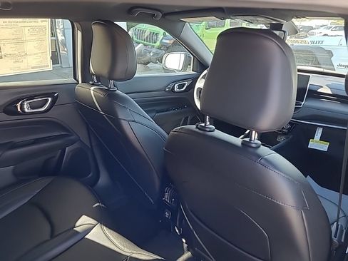 New 2026 Jeep Compass Limited AWD/4WD image 21