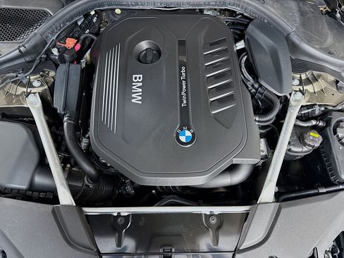 Used 2018 BMW 540i w/ Luxury Seating Package RWD image 39