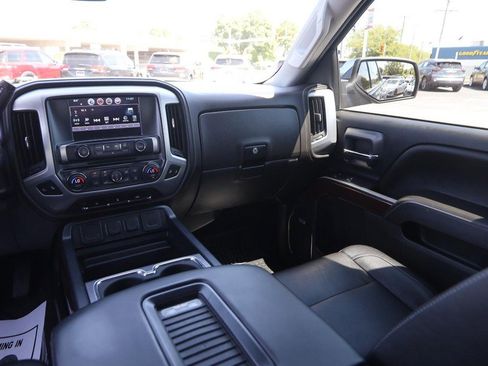 Used 2018 GMC Sierra 1500 SLT w/ SLT Premium Package AWD/4WD image 22