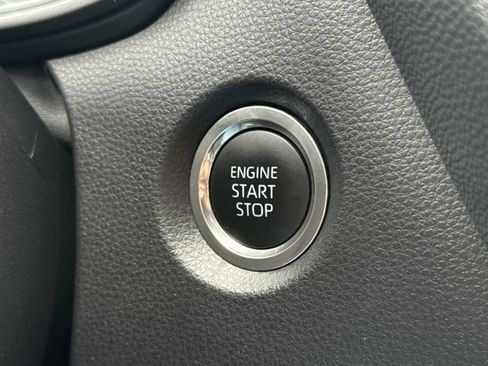Used 2025 Toyota Corolla SE FWD image 18