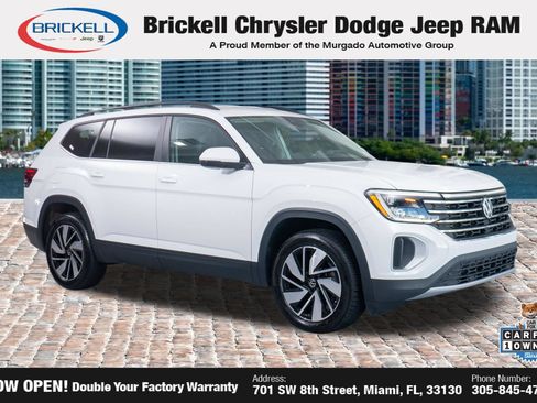 Used 2025 Volkswagen Atlas SE FWD image 1