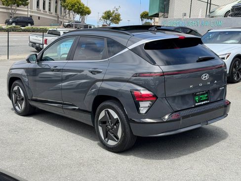 Used 2024 Hyundai Kona Limited FWD image 7