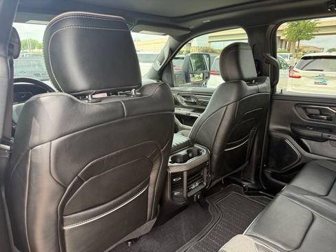 Used 2025 RAM 1500 Limited w/ Off Road Group AWD/4WD image 28