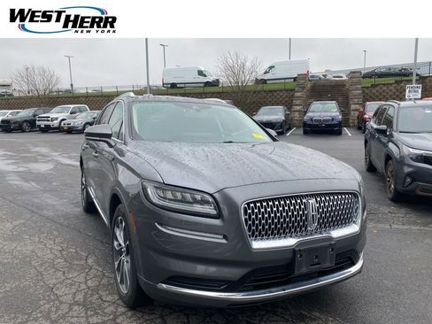 Used 2022 Lincoln Nautilus Reserve w/ Luxury Package image 1