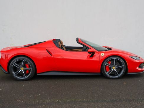 Certified 2025 Ferrari 296 GTS image 5