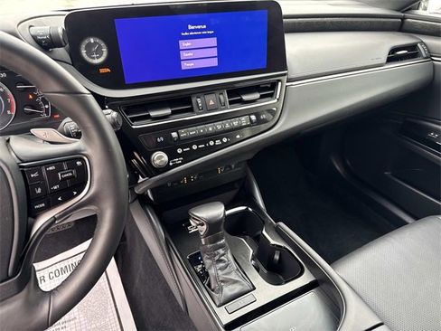 Certified 2023 Lexus ES 350 w/ Premium Package image 27