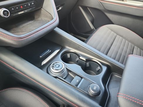 Used 2025 Ford Explorer ST-Line w/ ST-Line Street Pack AWD/4WD image 30