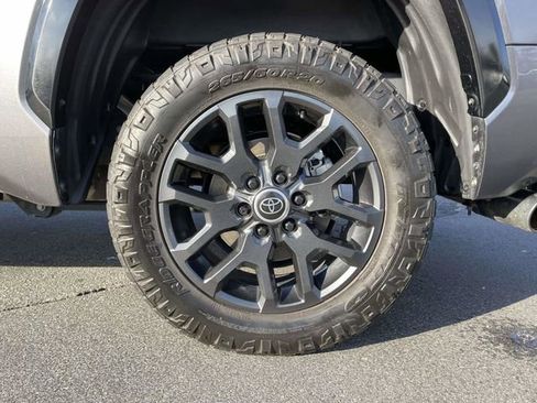 Used 2024 Toyota Tundra Platinum image 9