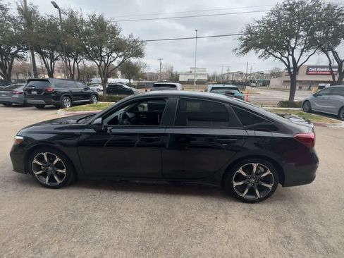 Certified 2025 Honda Civic Sport Touring image 5