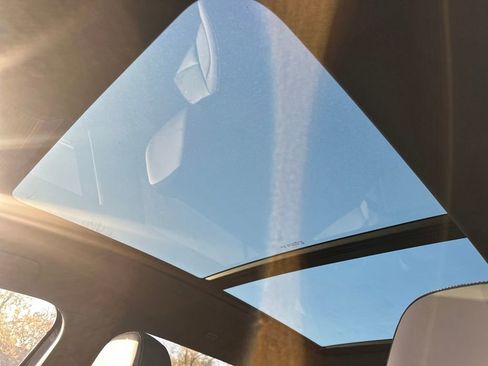 New 2026 Volkswagen Tiguan SE R-Line image 22