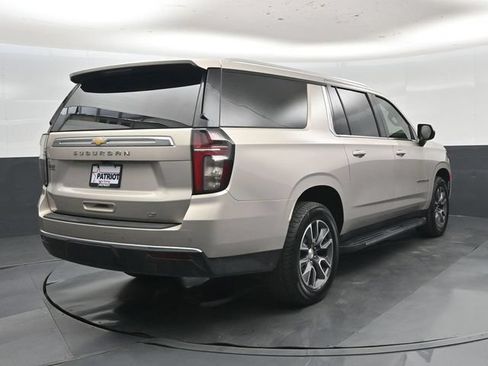 Used 2021 Chevrolet Suburban LT w/ Rear Media and Nav Package AWD/4WD image 3