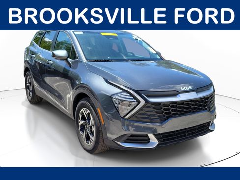 Used 2025 Kia Sportage LX FWD image 1
