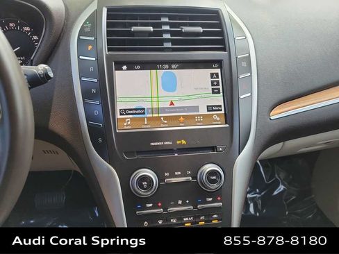 Used 2018 Lincoln MKC Select w/ Select Plus Package FWD image 16