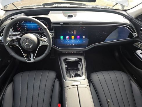 New 2026 Mercedes-Benz E 350 4MATIC Sedan image 17