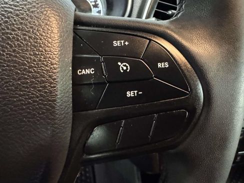 Used 2022 Jeep Cherokee Trailhawk w/ Premium Leather Package AWD/4WD image 25