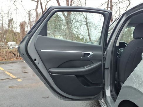 Certified 2022 Hyundai Sonata SEL image 12