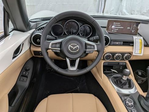 New 2026 MAZDA MX-5 Miata Grand Touring w/ Appearance Package RWD image 23