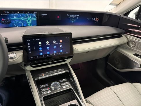 New 2026 Lincoln Nautilus Reserve image 26