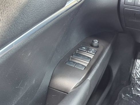 Used 2024 Toyota Camry SE FWD image 15