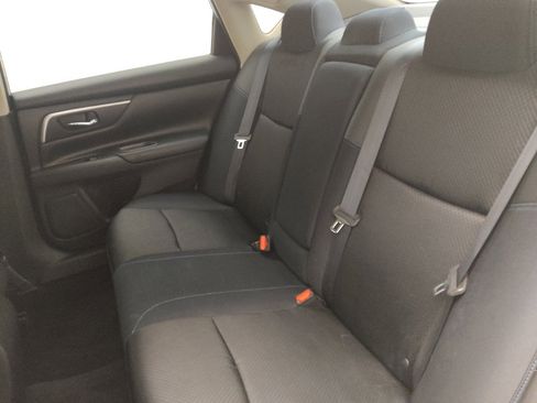 Used 2017 Nissan Altima 2.5 SR image 18