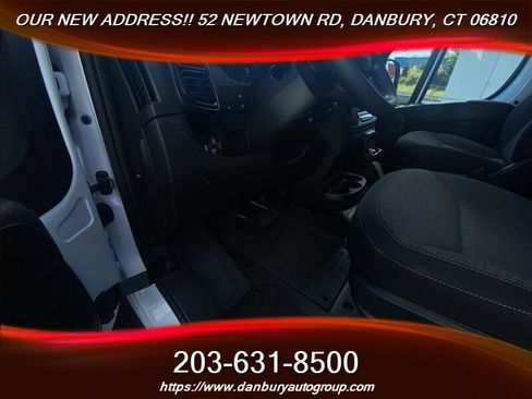 Used 2025 RAM ProMaster 2500 w/ U-Haul Equipment Group FWD image 18