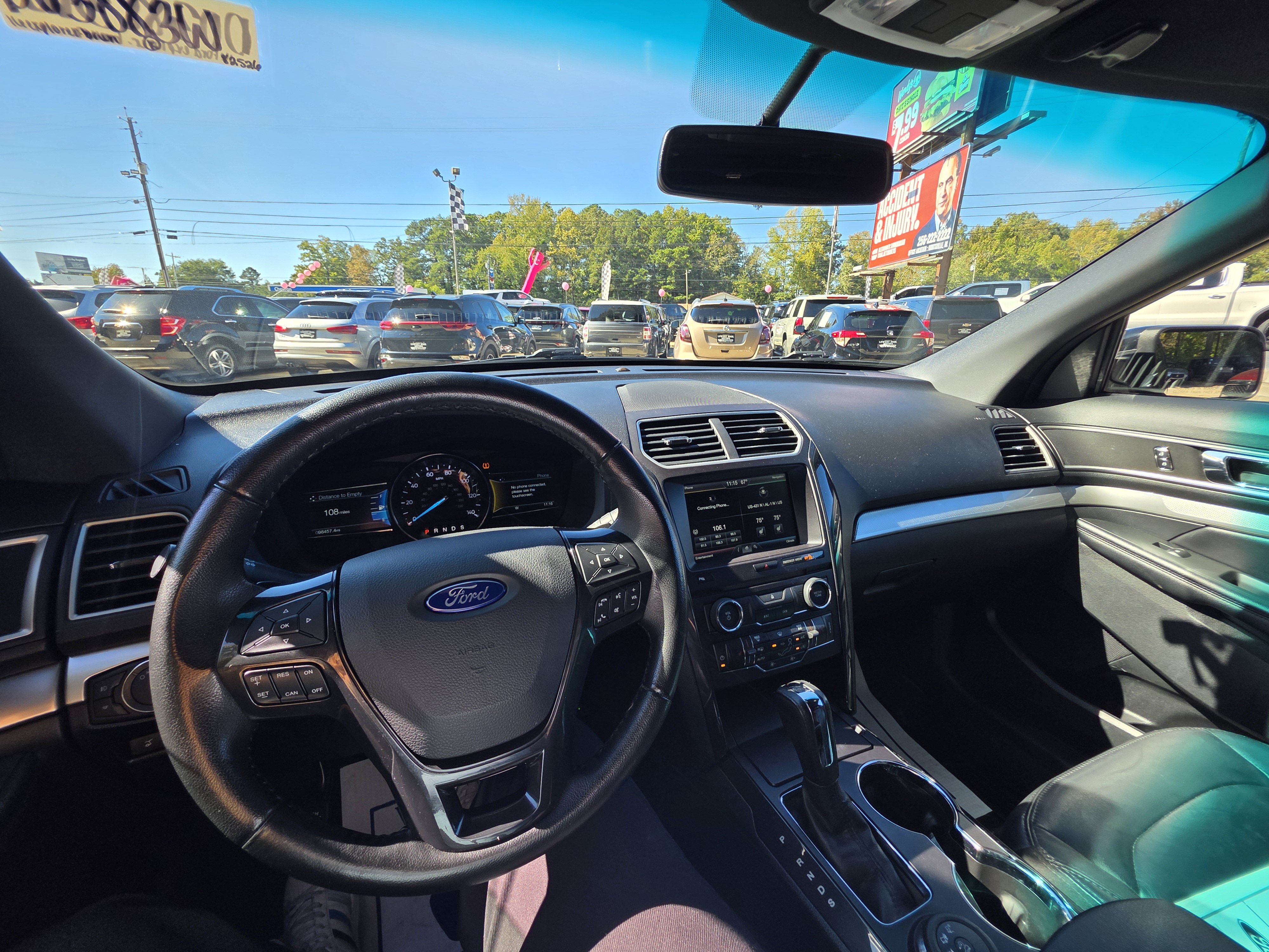 Used 2016 Ford Explorer XLT w/ Equipment Group 202A AWD/4WD image 17