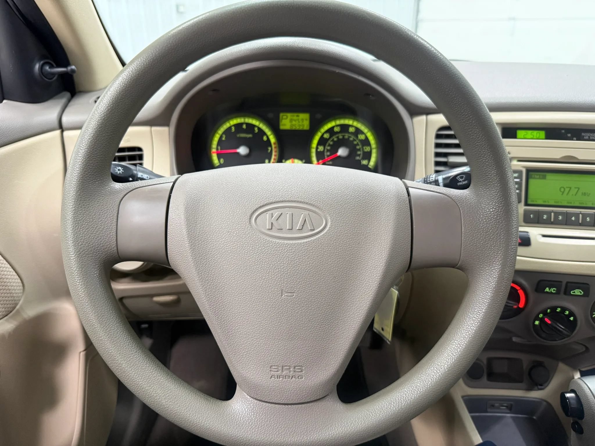 Used 2009 Kia Rio LX FWD image 19
