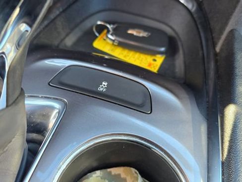 Used 2022 Chevrolet Malibu LT image 19