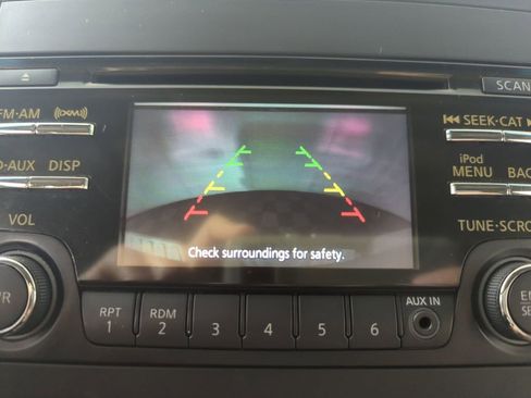 Used 2014 Nissan Frontier SV w/ SV Value Truck Package image 15