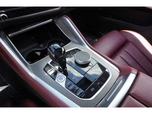 Used 2021 BMW X6 xDrive40i w/ M Sport Package AWD/4WD image 16