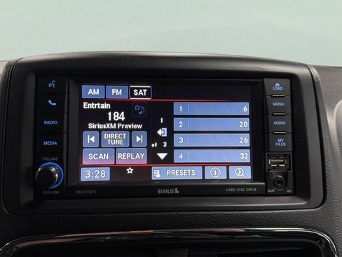Used 2017 Dodge Grand Caravan SXT FWD image 25