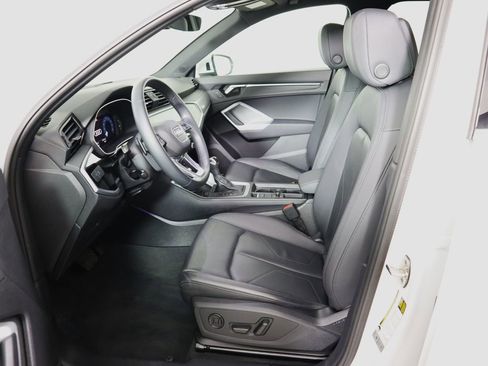 Certified 2023 Audi Q3 2.0T Premium Plus image 19