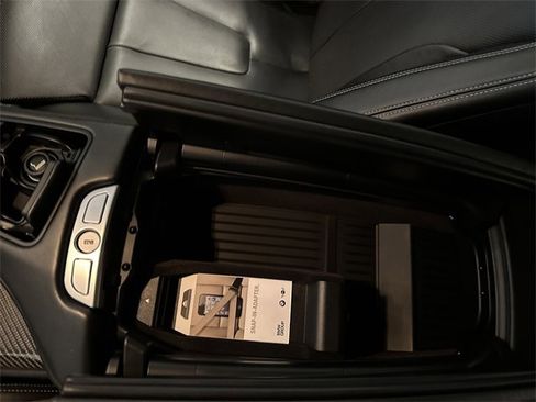 Used 2015 BMW M6 Convertible image 23