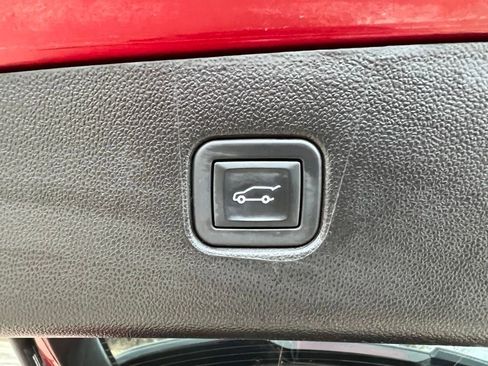 Used 2023 Chevrolet Blazer RS w/ Enhanced Convenience Package image 25