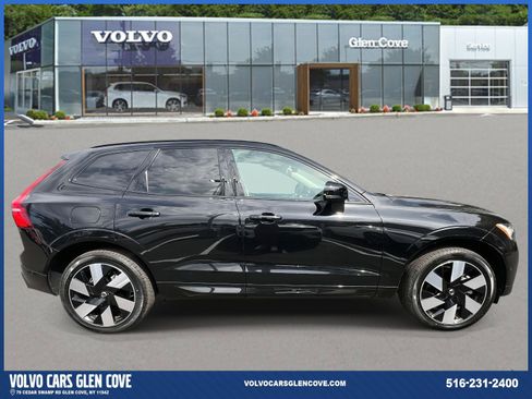 Used 2025 Volvo XC60 T8 Plus w/ Protection Package Premier image 3