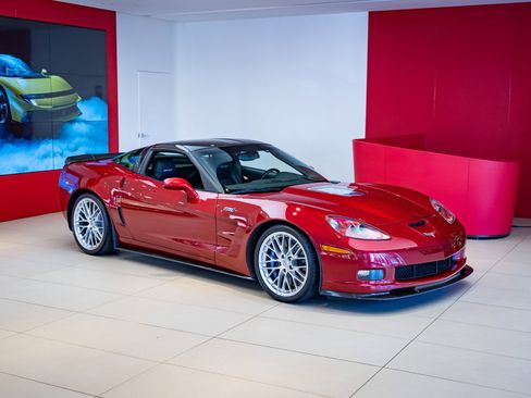 Used 2011 Chevrolet Corvette ZR1 image 1