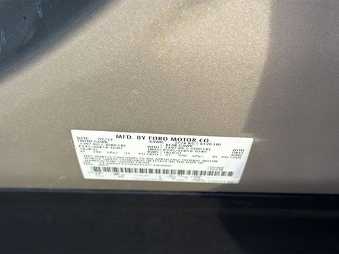 Used 2017 Ford Explorer XLT w/ Equipment Group 201A image 31