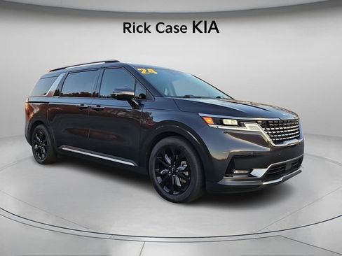Used 2024 Kia Carnival SX image 9