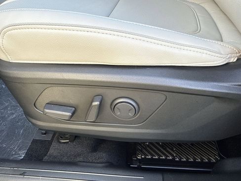 New 2026 Hyundai Tucson Limited image 14