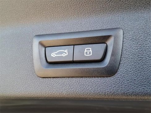 Used 2024 BMW X3 xDrive30i w/ Convenience Package image 10